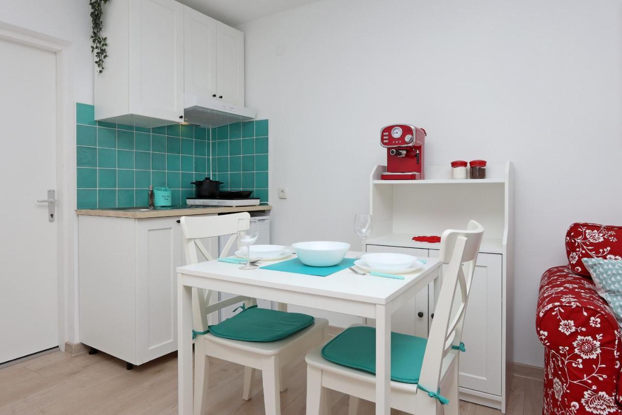 Sha La La - Charming, Unique Studio In A Historic Building Next To A Castle, Wifi, Smart Tv, Washer-Dryer Bakar Exteriér fotografie